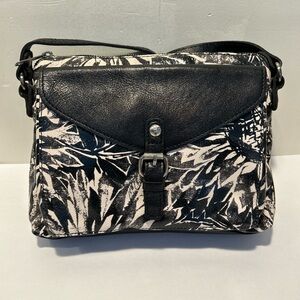 Patricia Nash Black & White Graphic Crossbody Shoulder Bag